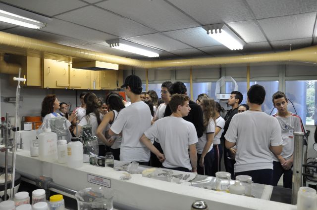 Aula no Laboratório de Cimentação